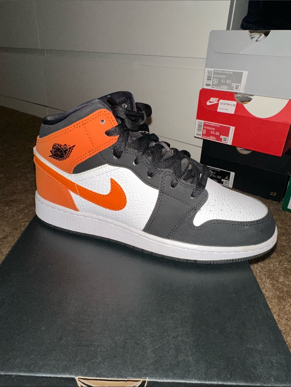 Air Jordan 1 Mid (GS) White/Arctic Orange Black